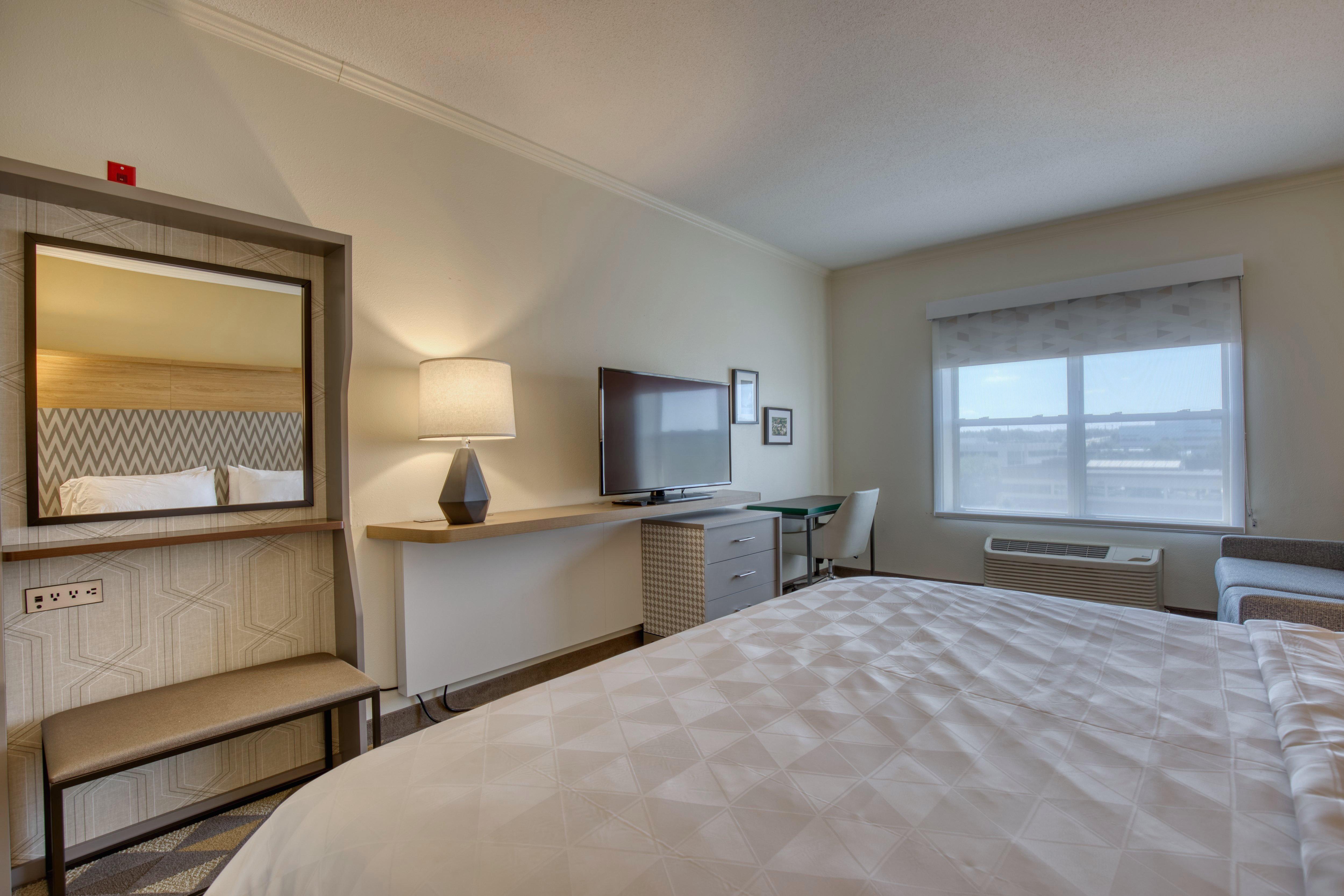 Holiday Inn Hotel & Suites Madison West - Middleton By Ihg Buitenkant foto