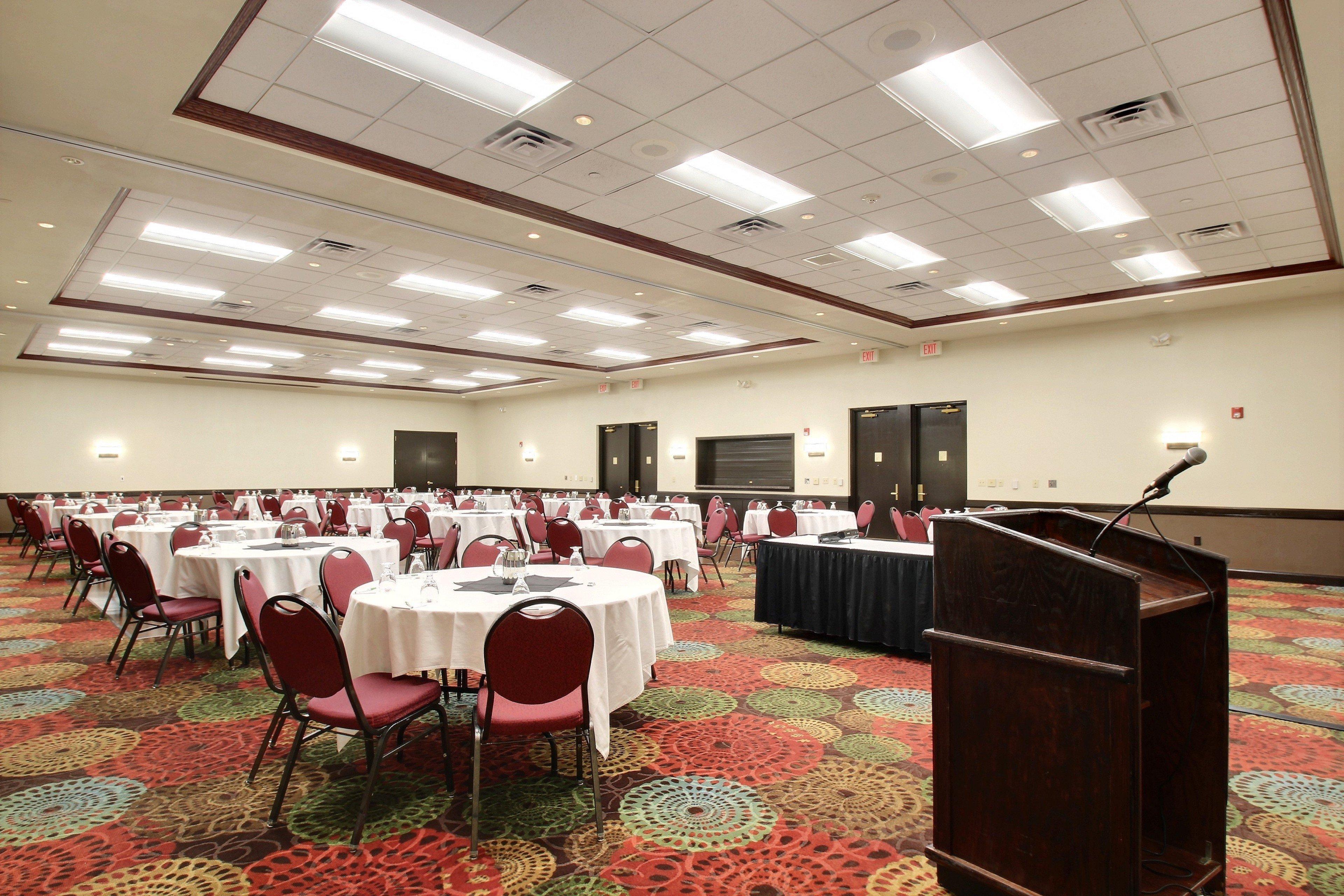 Holiday Inn Hotel & Suites Madison West - Middleton By Ihg Buitenkant foto