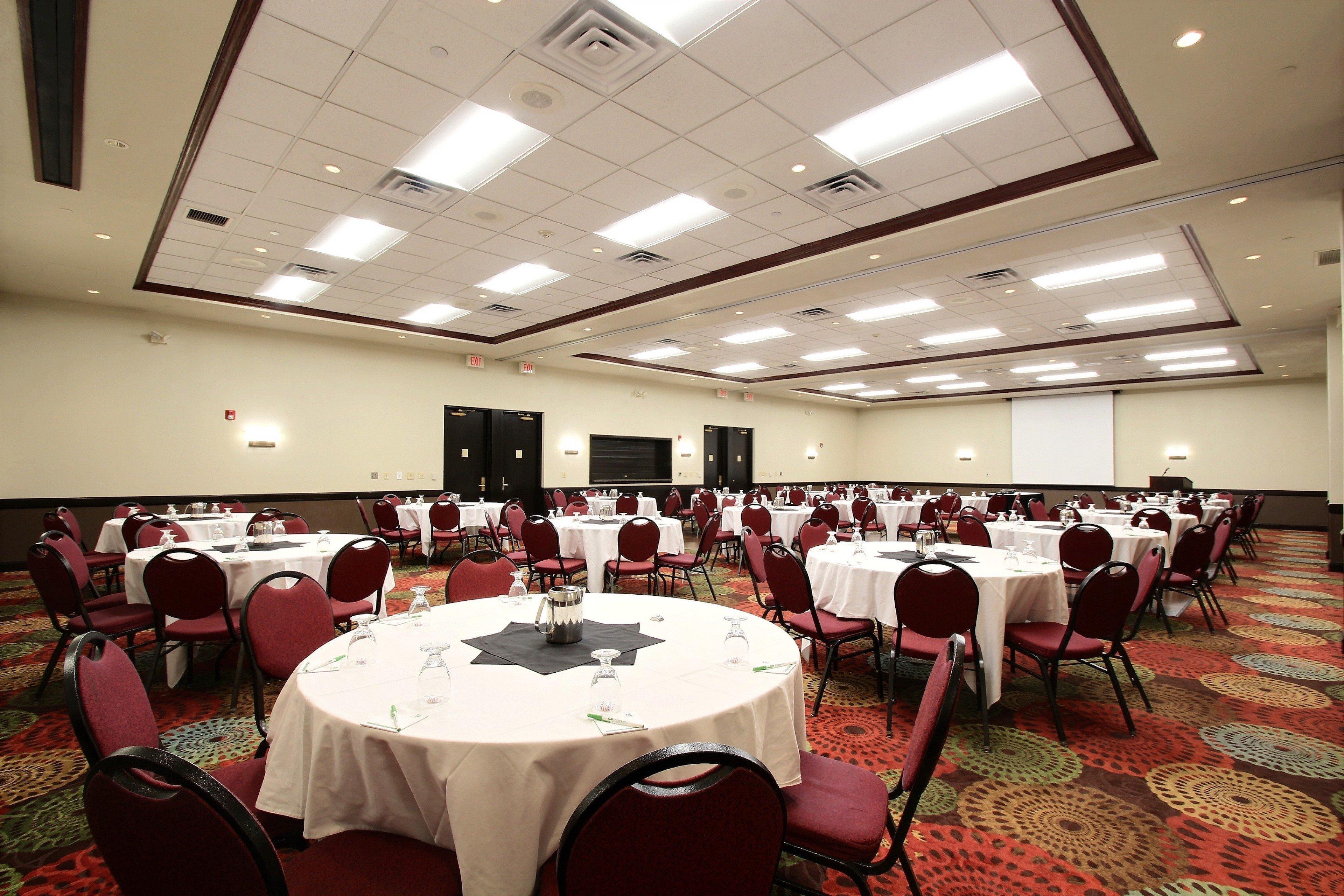 Holiday Inn Hotel & Suites Madison West - Middleton By Ihg Buitenkant foto