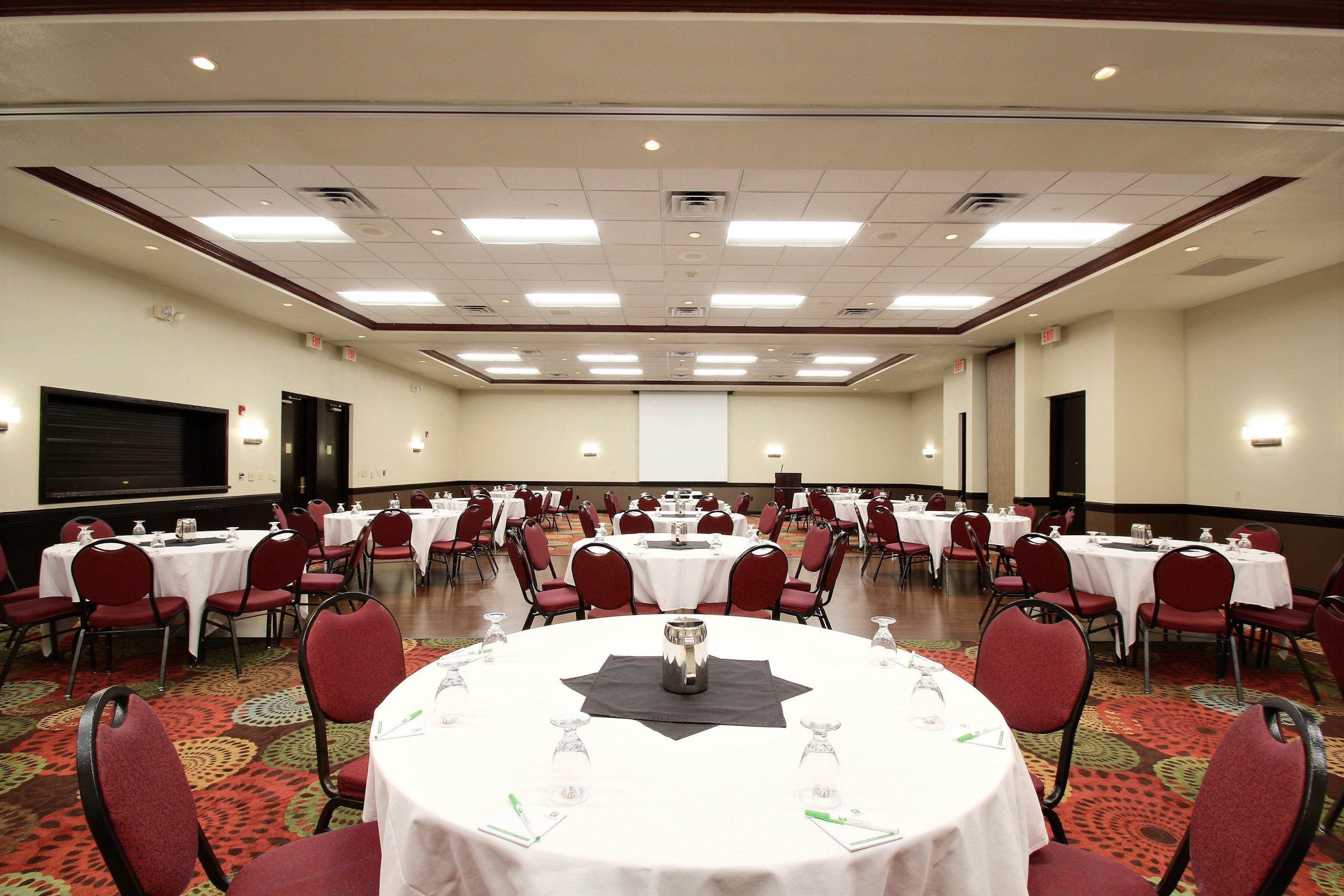 Holiday Inn Hotel & Suites Madison West - Middleton By Ihg Buitenkant foto