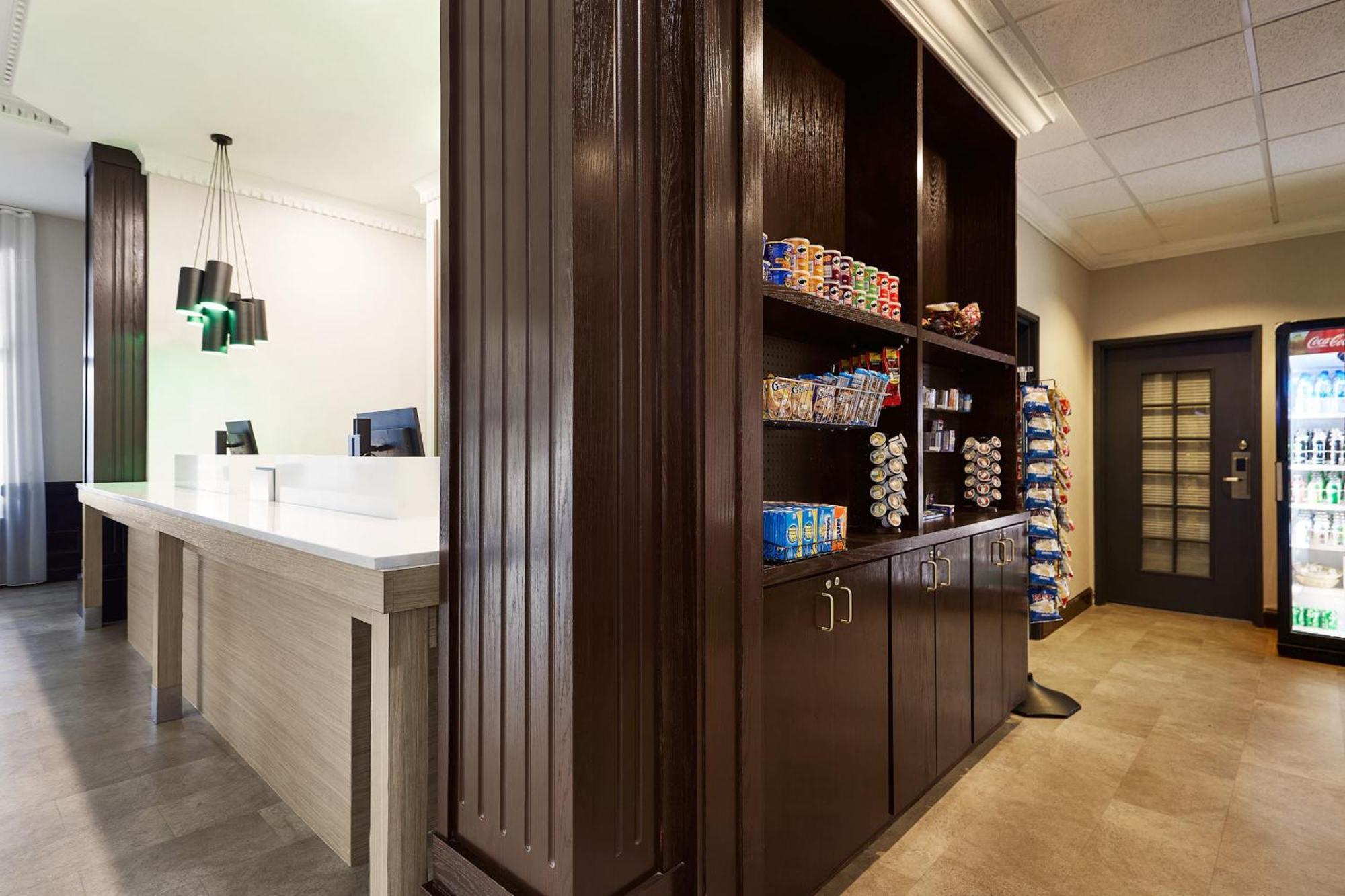 Holiday Inn Hotel & Suites Madison West - Middleton By Ihg Buitenkant foto